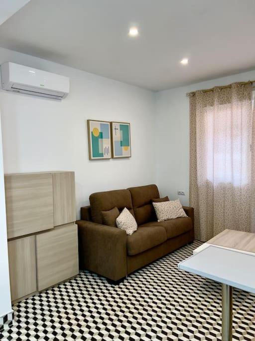 Rockside Residences Suites La Linea N1 La Línea de la Concepción Eksteriør bilde